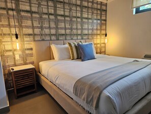 Room, 1 Queen Bed | Bed sheets - La Calma Poshtel (San Juan)