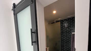Double Room, Shared Bathroom | Bed sheets