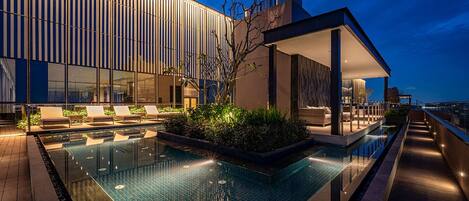 Piscine extérieure, piscine chauffée