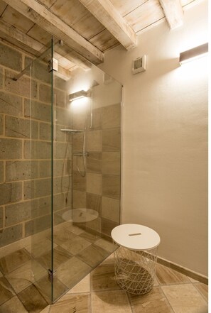 Bathroom - La Petite Maison (Tresnuraghes)