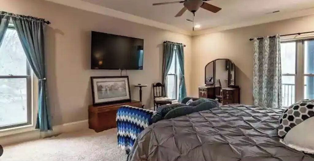 5 Schlafzimmer, Bügeleisen/Bügelbrett, kostenloses WLAN, Bettwäsche