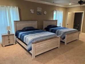 5 makuuhuonetta, silitysrauta/-lauta, ilmainen Wi-Fi, vuodevaatteet