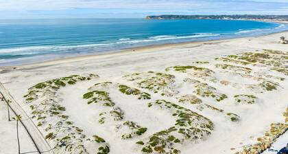 Coronado Crown 2 | 3BR Village Gem, Minutes to Sand