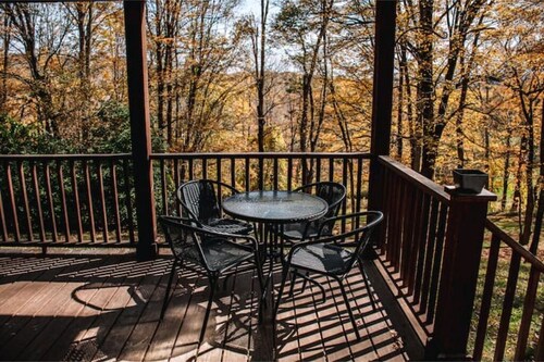 Brindlewood Sunny Upstate Escape 3BRs on 7.5 Acres