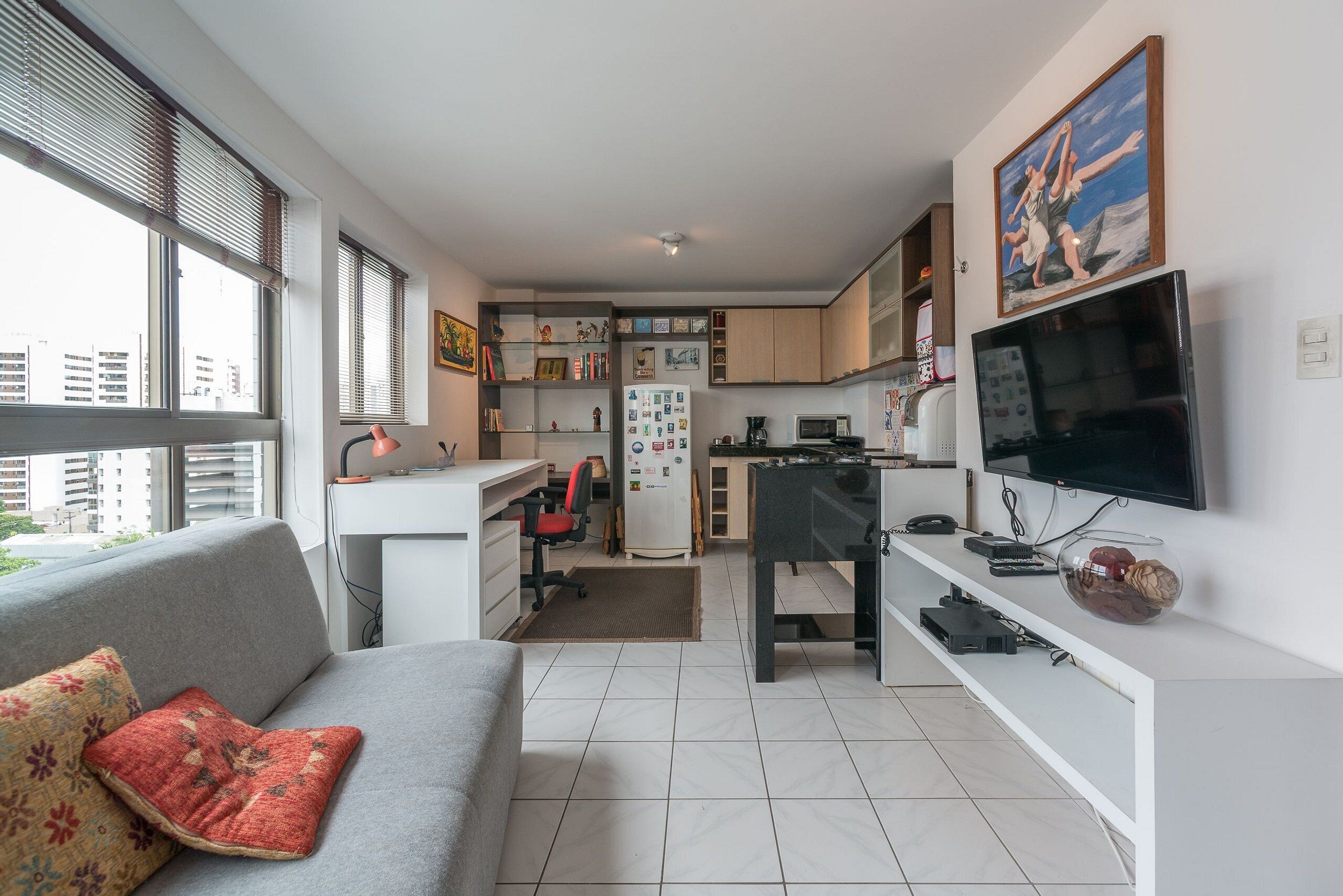 Basic-lejlighed | Opholdsområde | Tv