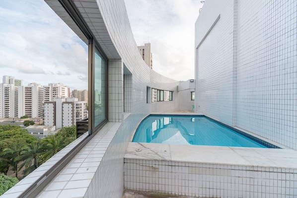 Basic Apartment | Pool