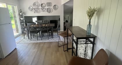 Remodeled Modern 4BR Avon Home with 3 Living Rooms on Large Private Lot/Farm