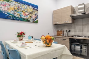 Room - Casina Rossa (Naples)