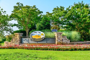 Property grounds - 🏖️ Spectacular and Spacious Townhouse in Resort Community (Berlin)