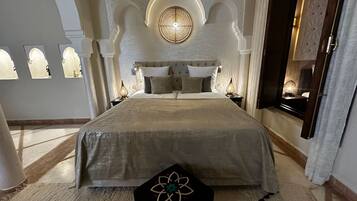 Luxury Suite, 2 Bedrooms, Connecting Rooms | Premium bedding, down duvets, in-room safe, blackout curtains