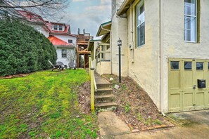 Exterior - Johnson City Vacation Rental: 1 Block to ETSU (Johnson City)
