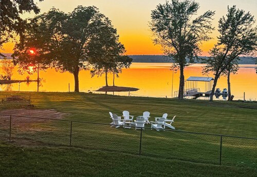 Lakefront Retreat w/ Private Dock + Jet Ski Slips • Game Rm • Fire Pit • Dogs OK