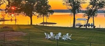 Lakefront Retreat w/ Private Dock + Jet Ski Slips • Game Rm • Fire Pit • Dogs OK