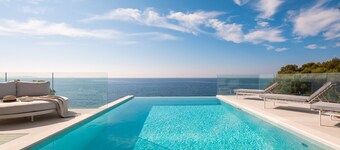 Amazing Seafront Croatian Villa | 5 Bedrooms | Villa Primosten Pearl |.