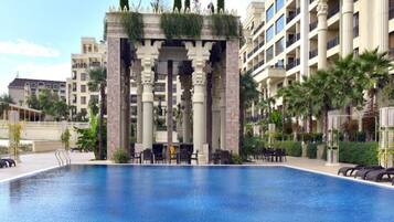 Piscina a l'aire lliure