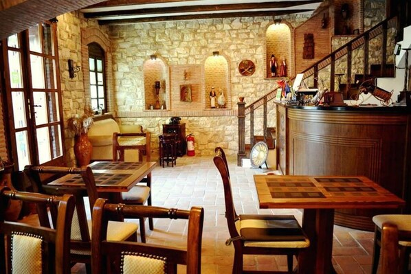 Restaurant - Hotel Belgrad Mangalem (Berat)