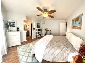 2 多间卧室、免费 WiFi、床单