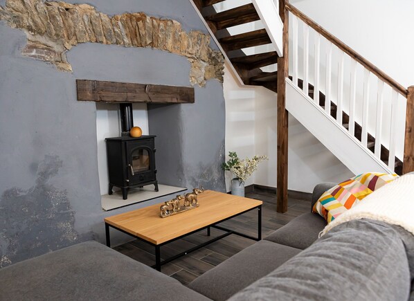 House, 1 Bedroom, Kitchen, Sea View | Living area - Shannon Castle Holiday Cottages (Askeaton)