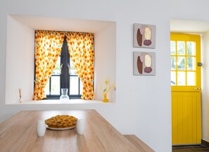 House, 1 Bedroom, Kitchen, Sea View | Living area - Shannon Castle Holiday Cottages (Askeaton)