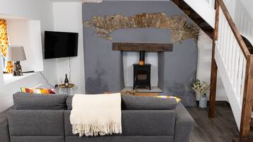 House, 1 Bedroom, Kitchen, Sea View | Living area