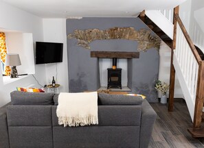 House, 1 Bedroom, Kitchen, Sea View | Living area - Shannon Castle Holiday Cottages (Askeaton)