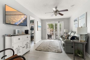 TV - Ocean Lakes 1808 Lovestone Dr 3bd/2ba Corner Lot Sleeps 6 (Myrtle Beach)