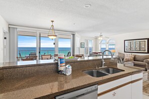 Interior - 🌞Beach FRONT w/FREE Beach Svc~Pool~Fab Views~Okaloosa Island~3BR The Palms 601 (Fort Walton Beach)