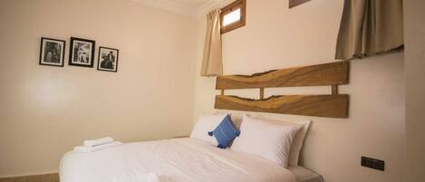 4 soverom, wi-fi og sengetøy