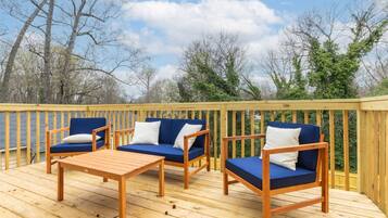 Nhà (The Orb Retreat) | Ngoại thất