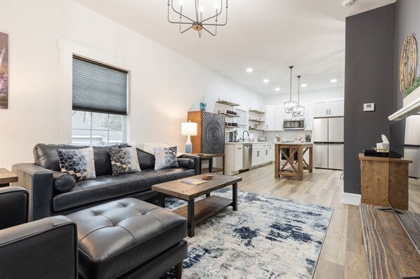 House (The Orb Retreat) | Exterior - The Orb Retreat (Greenville)