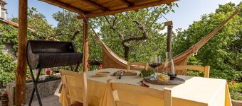 Awesome home in Macchino with kitchen