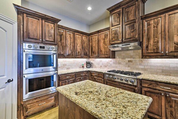 Refrigerador, microondas, parrilla de estufa y lavavajillas 