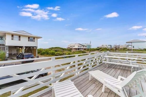 Castaway Cottage North Cape Pet Friendly