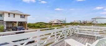 Castaway Cottage North Cape Pet Friendly