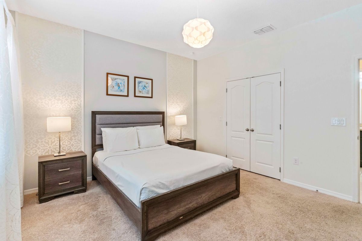 Enjoy a cozy and happy place  in this modern style bedroom.