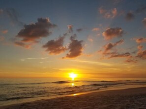 Platja a a prop