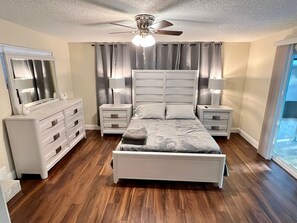 4 dormitorios, escritorio, tabla de planchar con plancha y wifi gratis