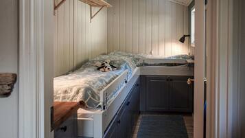 4 bedrooms