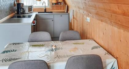 Stunning home in Heggenes