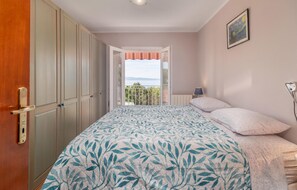 2 Schlafzimmer, Reisekinderbett, kostenloses WLAN, Bettwäsche