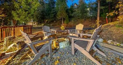Hot Tub- EV Charger- Kid Friendly- Arcade game- Fire Pit- BBQ- Near The Village