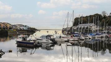 Cottage | Marina