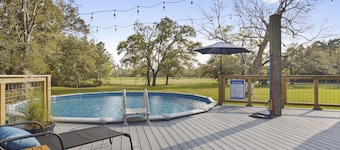 Waterfront Paradise with a Heated Pool & Fire Pit!