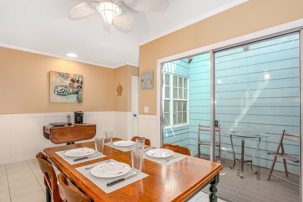 Spacious Dining Area