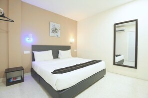 Soundproofing, iron/ironing board - M S Hotel Tengku Kelana KTM Klang (Klang)