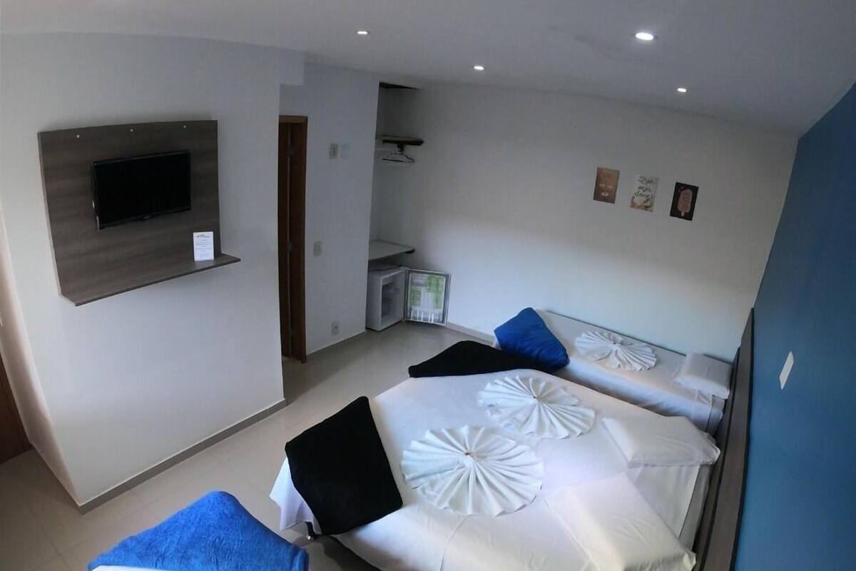 Ropa de cama de alta calidad, camas Select Comfort y minibar