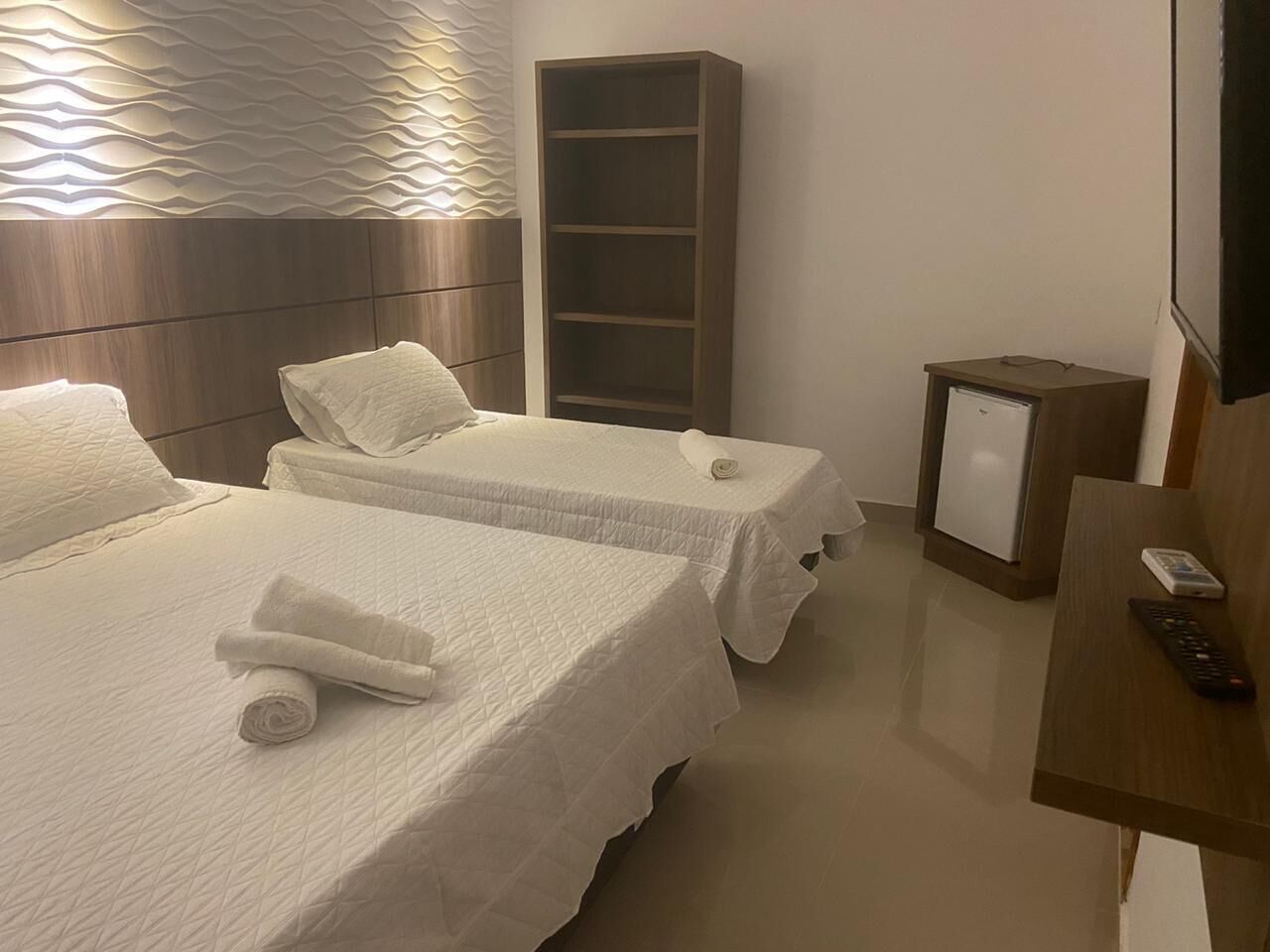 Hochwertige Bettwaren, Select-Comfort-Betten, Minibar, Bettwäsche