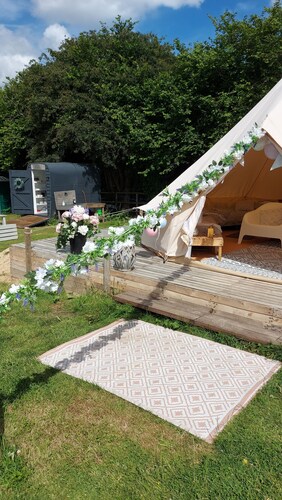 Exclusive hire of luxury Glamp site