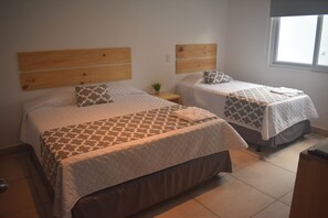 Premium bedding, down duvets, in-room safe, individually decorated - El Salvador Surf Houses (La Libertad)