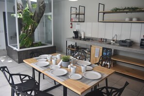 San Blas 3 | Private kitchen | Full-sized fridge, microwave, coffee/tea maker, cookware/dishes/utensils - El Salvador Surf Houses (La Libertad)